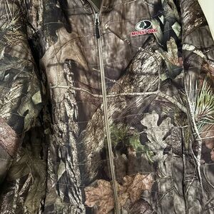 Mossy Oak Quilted Camouflage Outerwear